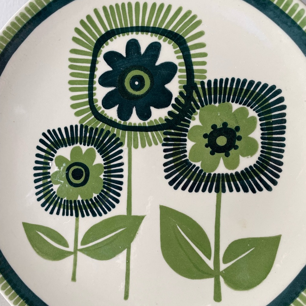 Vintage Royal China Cavalier Ironstone Bowl and Plate - Triple Treat Pattern - Picture 3 of 7